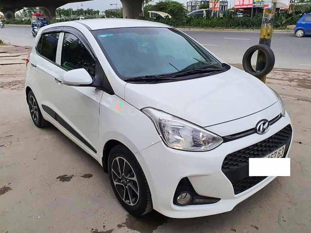 Xe Hyundai Grand i10 năm 2018, màu trắng còn mới, giá chỉ 379 triệu