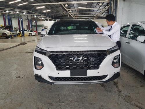 Bán chiếc Hyundai SantaFe Premium sản xuất 2020, màu trắng0