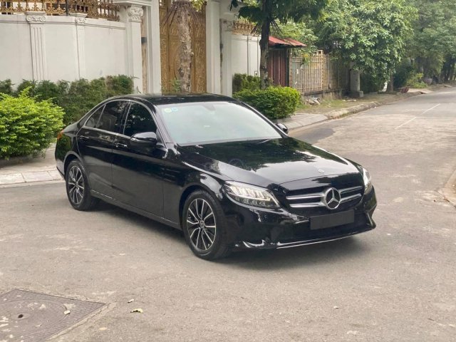 [Hot] Mercedes C200 sx 2019, ĐK 3/2020, còn bảo hành hãng đến 2023 như mới tinh, đi lướt 11.263 km