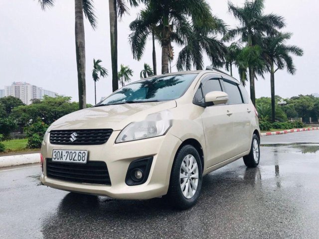 Cần bán gấp Suzuki Ertiga năm sản xuất 2015, nhập khẩu nguyên chiếc xe gia đình giá cạnh tranh0