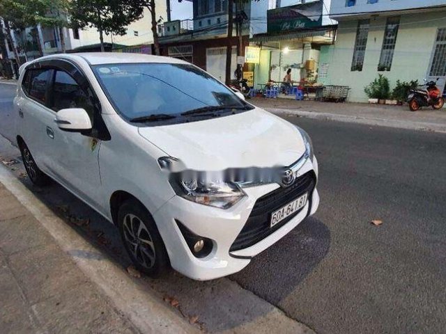 Cần bán Toyota Wigo đời 2019, màu trắng, nhập khẩu, số sàn, 330tr0