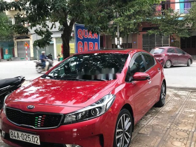 Cần bán xe Kia Cerato sản xuất năm 2016, màu đỏ