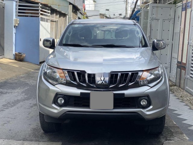 Bán Mitsubishi Triton đời 2019, màu bạc, nhập khẩu  