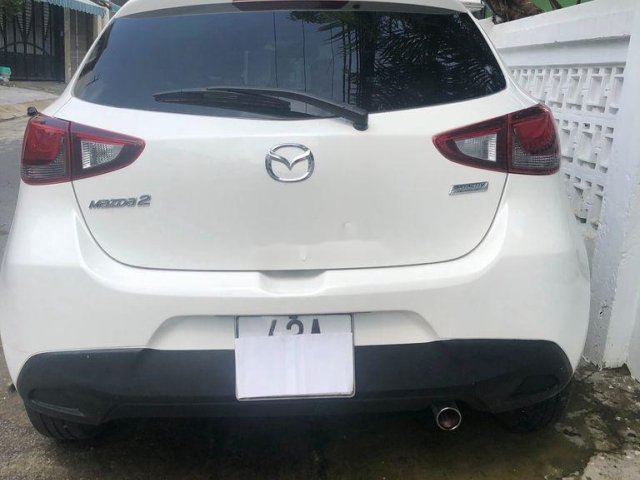 Cần bán gấp Mazda 2 năm 2017 còn mới giá cạnh tranh0