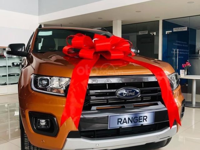 Ford Ranger Wildtrak 2.0L AT 4x4 có đủ màu, giảm ngay 40 triệu, tặng dán phim cách nhiệt, phủ gầm, lót sàn 5D