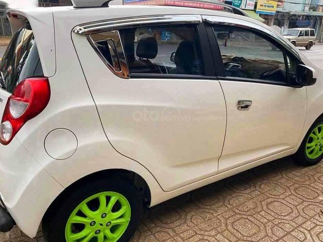 Bán Chevrolet Spark sản xuất 2014, màu trắng còn mới, giá chỉ 177 triệu0