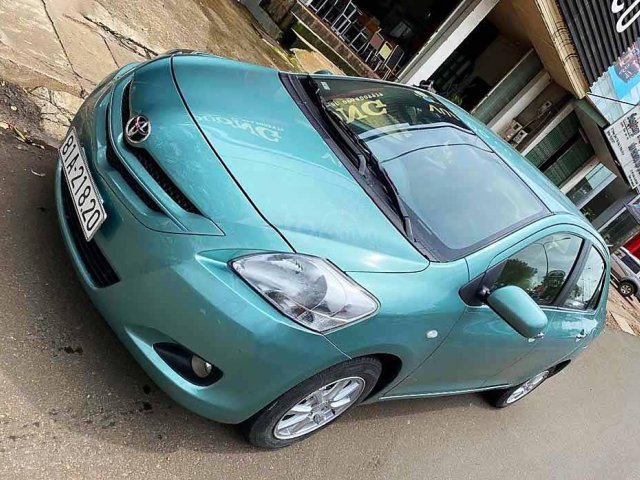 Bán xe Toyota Yaris sản xuất 2008, màu xanh lam, nhập khẩu nguyên chiếc còn mới