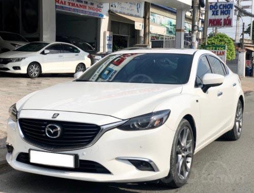 Bán xe ô tô Mazda 6 2.5L Premium sản xuất năm 2018, xe còn mới giá cực ưu đãi