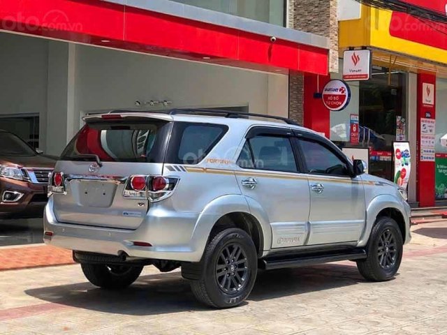 Xe Toyota Fortuner 2.7V 4X2 AT 2016 - giá 699 triệu0