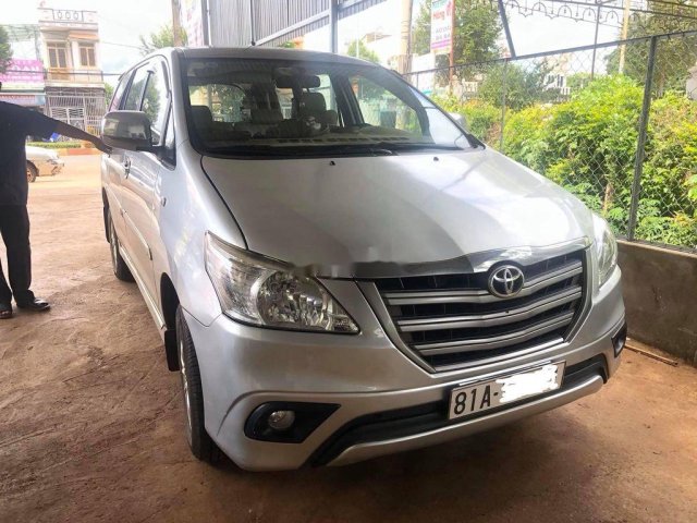 Bán Toyota Innova sản xuất 2015, màu bạc, xe nhập0