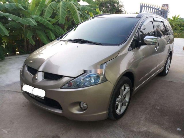 Bán xe Mitsubishi Grandis đời 2008 số tự động, giá tốt0