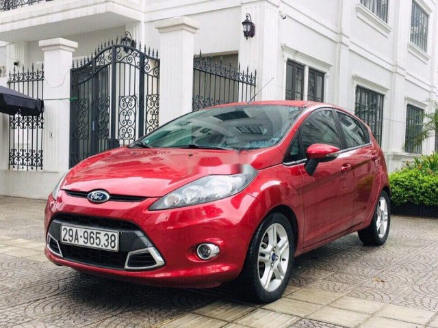 Cần bán Ford Fiesta năm sản xuất 2013 còn mới