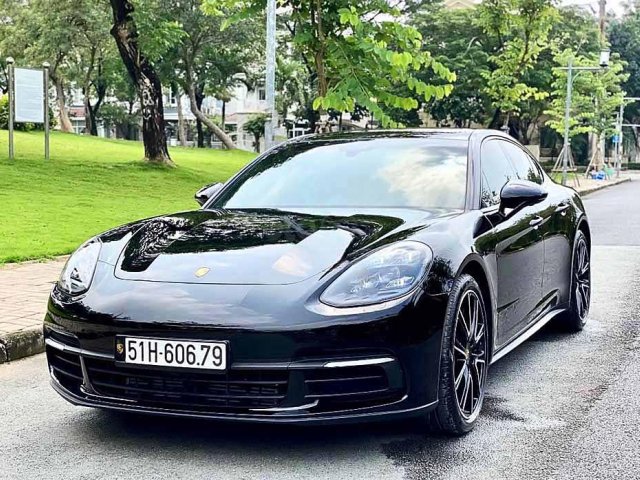 Bán xe Porsche Panamera năm 2018, màu trắng, xe nhập 0