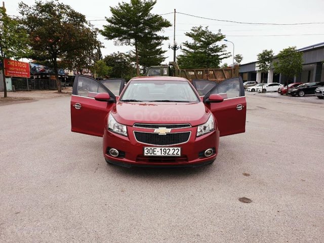 Cần bán xe Chevrolet Cruze 2012 AT, màu đỏ