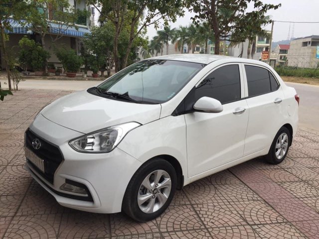 Cần bán gấp với giá ưu đãi nhất chiếc Hyundai Grand i10 đời 2018, xe một đời chủ0