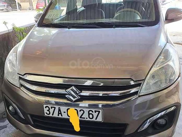 Chính chủ bán xe Suzuki Ertiga sản xuất năm 2017, màu nâu, xe nhập0