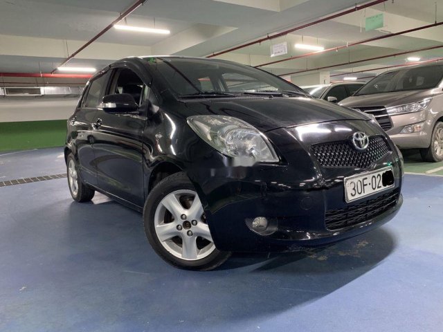 Bán xe Toyota Yaris đời 2008, màu đen số tự động, giá tốt0