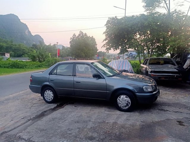 Bán xe Toyota Corolla SX 1999, màu xám0