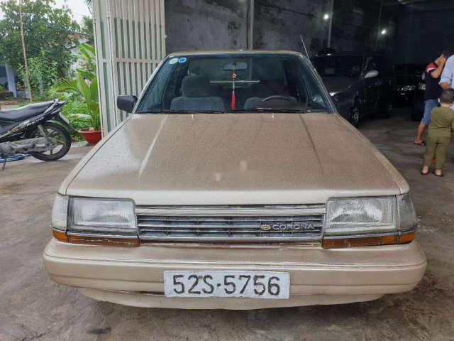 Bán xe Toyota Corona đời 1985, màu vàng