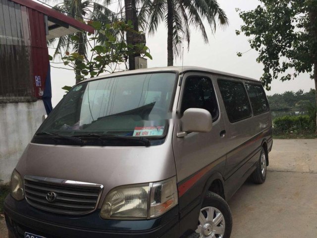 Thanh lý xe cơ quan Toyota Hiace sản xuất 2000, màu hồng phấn0