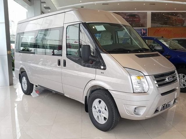 Ford Transit SVP 2020 khuyến mãi lên đến 80 triệu và nhiều phàn quà hấp dẫn khác