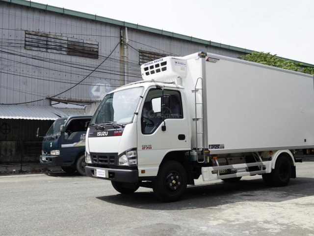 Xe đông lạnh Isuzu QKR270 1T9 Euro 40