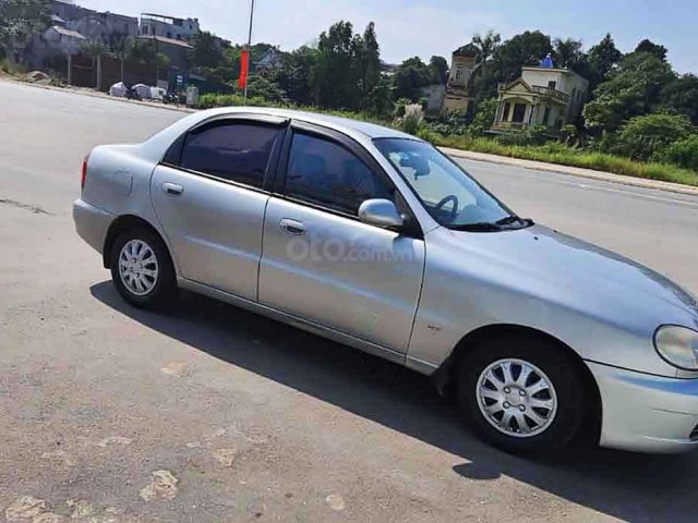 Bán Daewoo Lacetti sản xuất năm 2004, màu bạc còn mới, giá 108tr