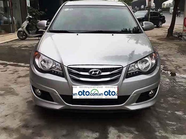 Bán Hyundai Avante năm 2014, màu bạc, giá cạnh tranh0