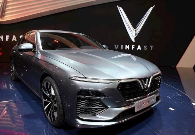 Bán VinFast LUX A2.0 năm 2020, màu trắng0