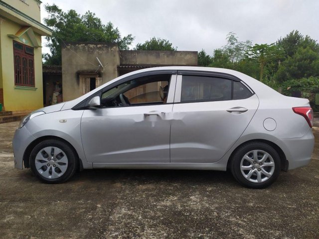 Bán xe Hyundai Grand i10 năm sản xuất 2015, màu bạc, xe nhập chính chủ, 198 triệu0