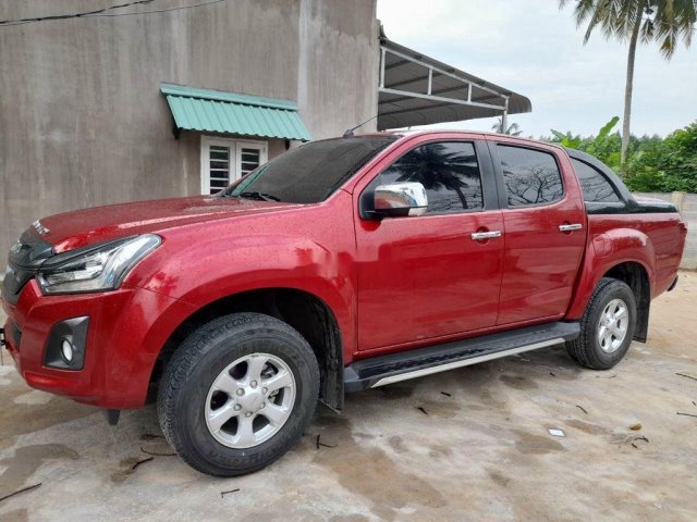 Bán xe Isuzu Dmax năm 2018, màu đỏ, nhập khẩu xe gia đình0