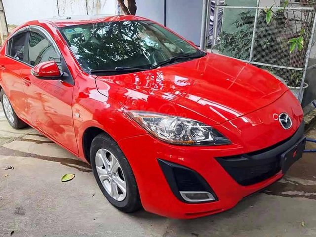 Bán xe Mazda 3 năm sản xuất 2010, màu đỏ còn mới0