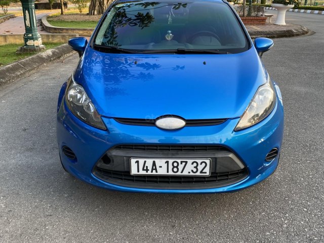 Bán Ford Fiesta đời 2011, màu xanh lam xe gia đình0