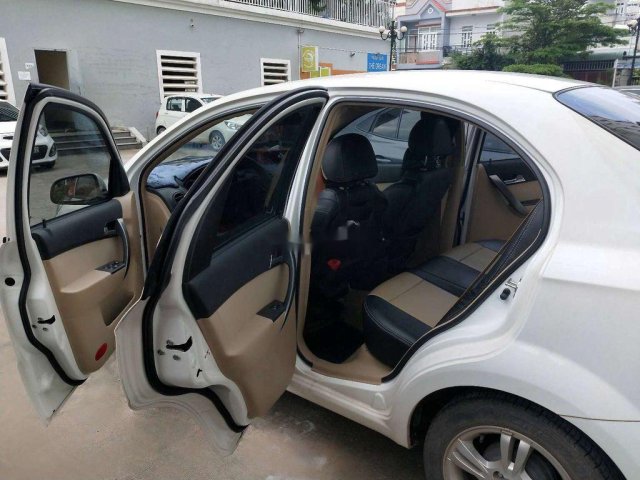 Cần bán Chevrolet Aveo sản xuất năm 2018 giá cạnh tranh0