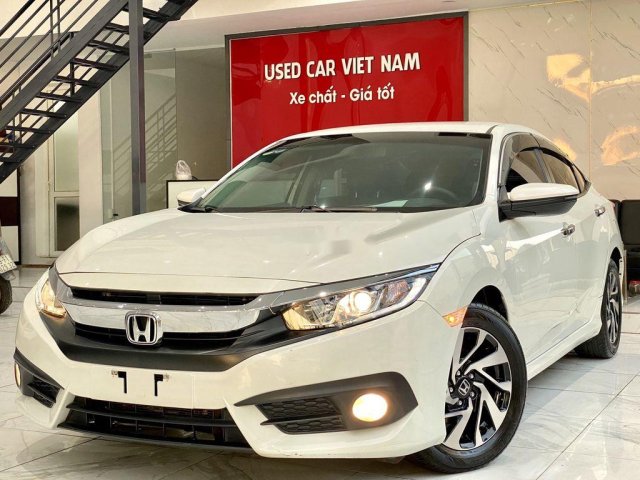 Bán gấp chiếc Honda Civic 1.8G AT năm 2018, nhập khẩu