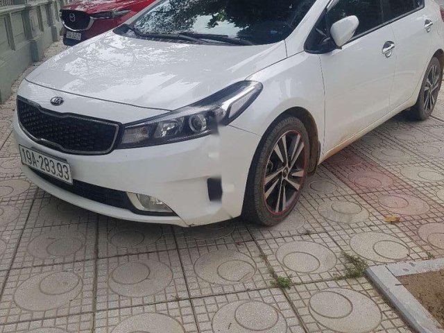 Bán Kia Cerato năm 2017, nhập khẩu, xe gia đình0