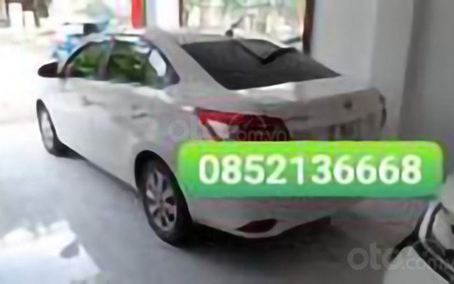 Cần bán Kia Cerato đời 2017 màu trắng, 380 triệu