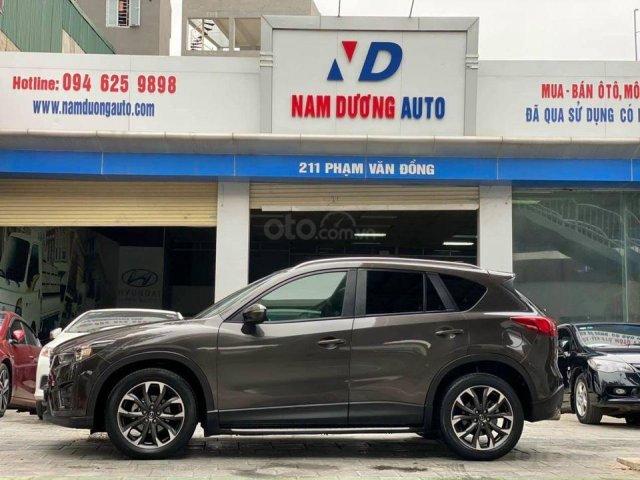 Cần bán xe Mazda CX5 đời 2016, màu nâu0