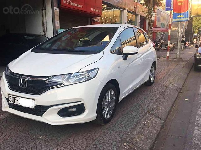 Bán Honda Jazz sản xuất 2017, màu trắng, nhập khẩu  