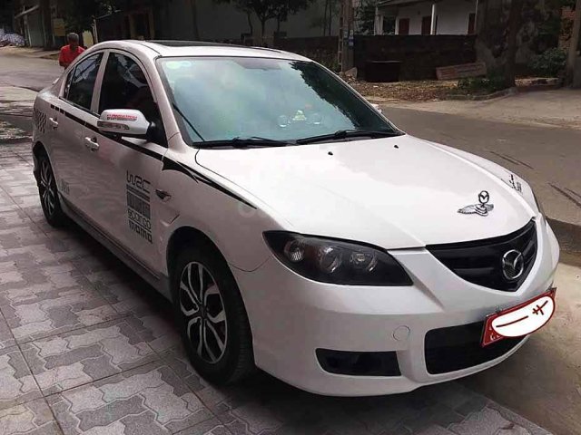 Cần bán Mazda 3 năm 2009, màu trắng, xe nhập, số tự động 0