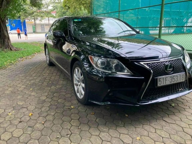 Hỗ trợ mua xe giá thấp với chiếc Lexus LS460L sản xuất năm 2007 giao nhanh0