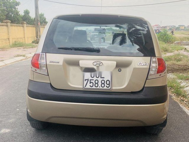 Bán xe Hyundai Getz sản xuất năm 2010, màu vàng, nhập khẩu nguyên chiếc, 175tr0