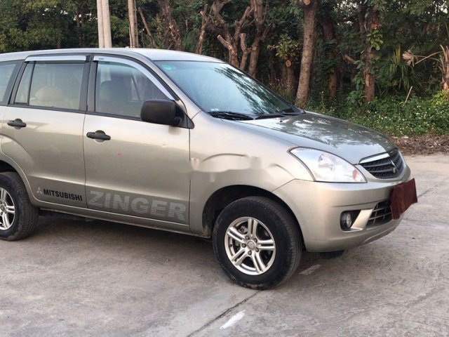 Bán xe cũ Mitsubishi Zinger sản xuất 2009, số sàn0