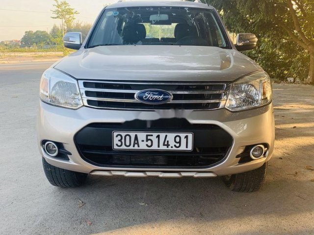 Bán xe Ford Everest đời 2015, màu bạc, nhập khẩu còn mới 0