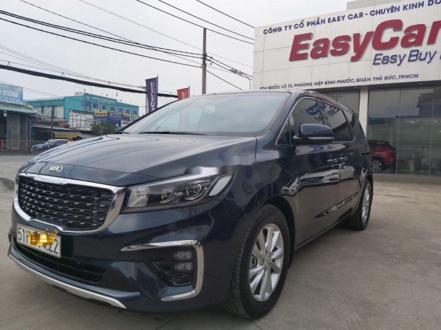 Cần bán xe Kia Sedona sản xuất năm 2019, xe còn mới0