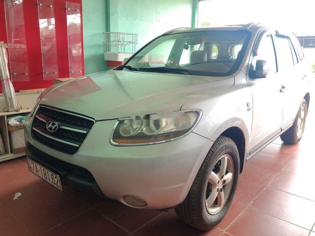 Bán nhanh chiếc Hyundai Santa Fe sản xuất năm 2008, nhập khẩu nguyên chiếc