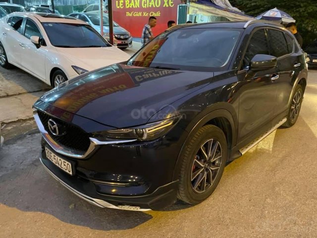 Cần bán gấp Mazda CX 5 đời 2017, màu đen