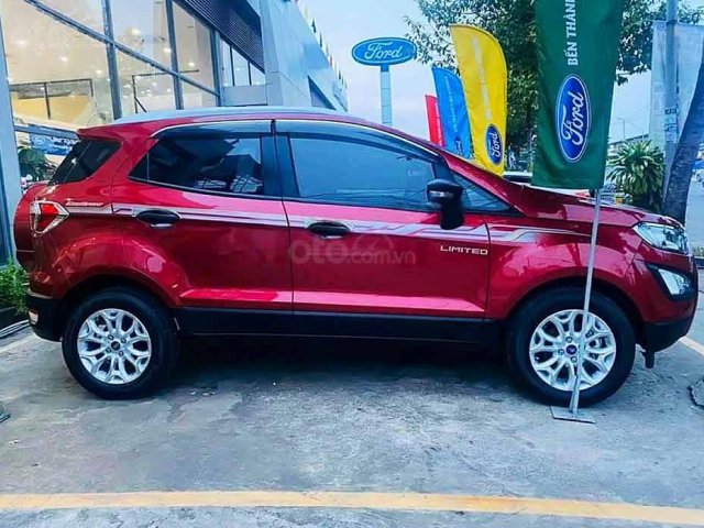 Cần bán gấp Ford EcoSport sản xuất năm 2019, màu đỏ còn mới0