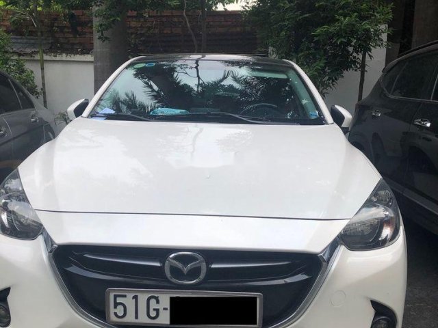 Cần bán xe Mazda 2 sản xuất 2015, giá thấp, động cơ ổn định