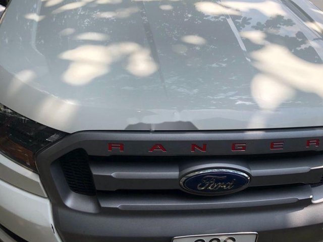 Bán ô tô Ford Ranger năm 2017 còn mới0